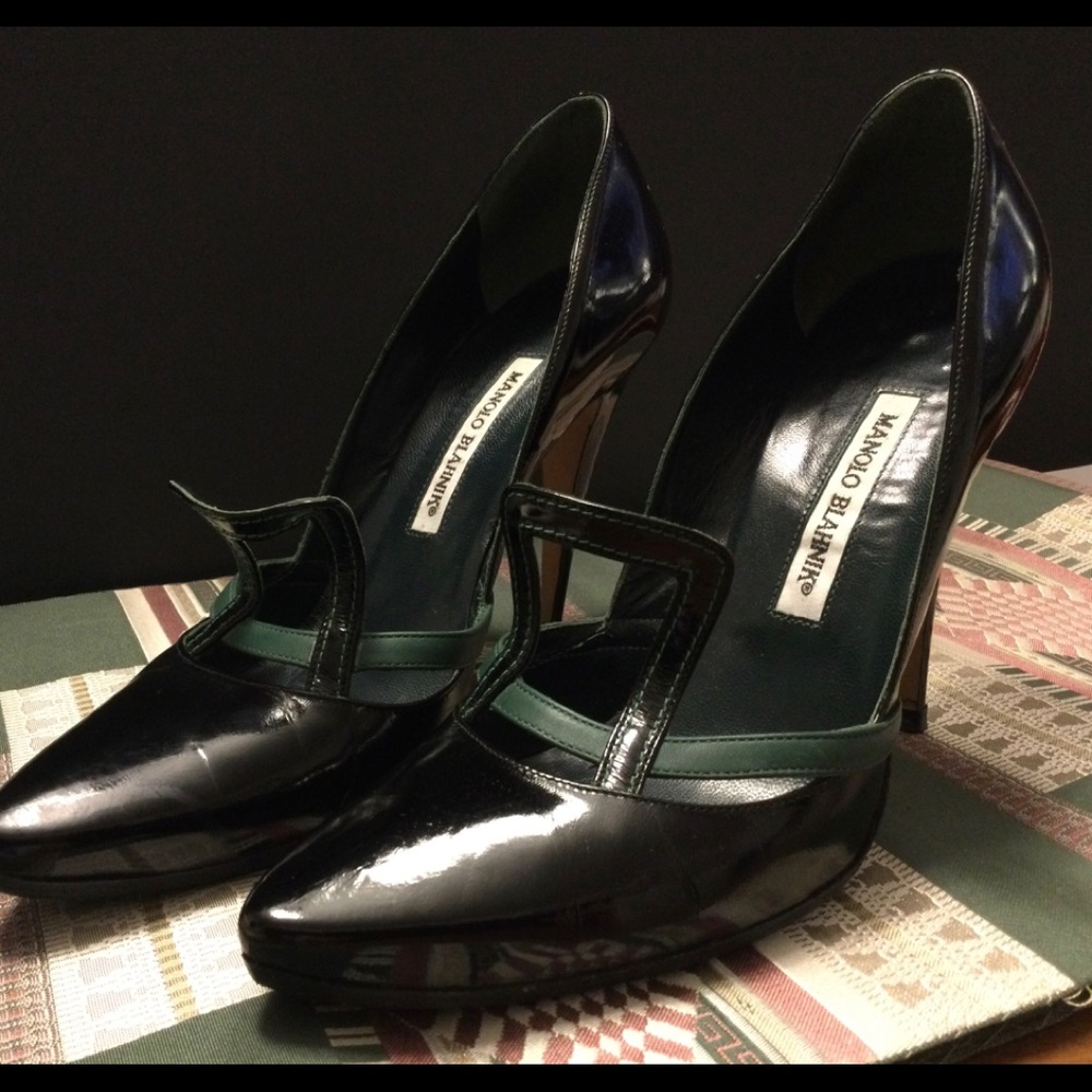 Black patent high hills
